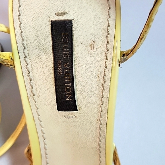 Authentic Louis Vuitton Sandals Size 39 - Picture 2 of 12